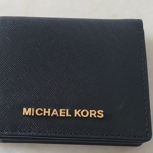 LIKE NEW! Michael Kors "Jet Set" Black Leather Wallet! Retails $98!
